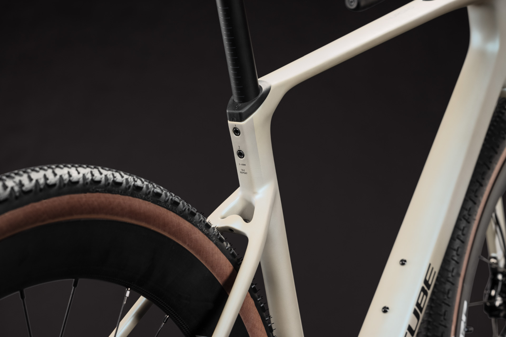 Cube Nuroad C:62 SLX glintsand´n´black glintsand´n´black