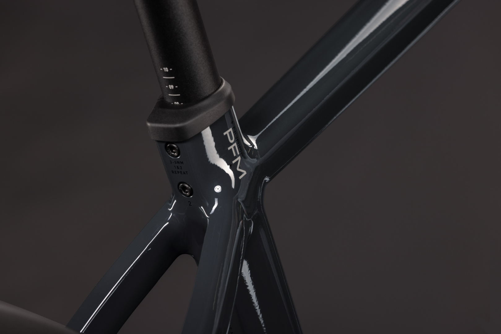 Cube Nuride Hybrid Performance 720 shadowgrey´n´grey