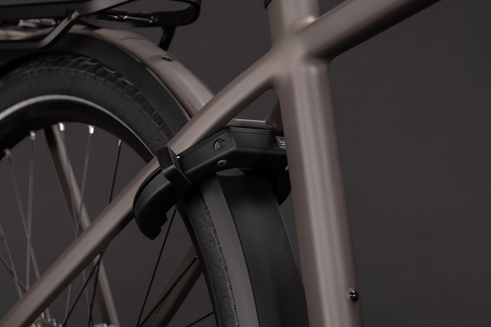 Cube Touring Hybrid Pro 800 electricblue´n´prizm