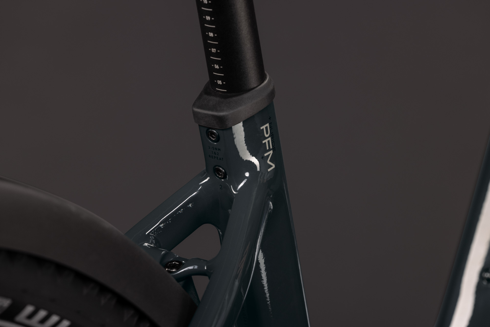 Cube Nuride Hybrid Performance 720 shadowgrey´n´grey