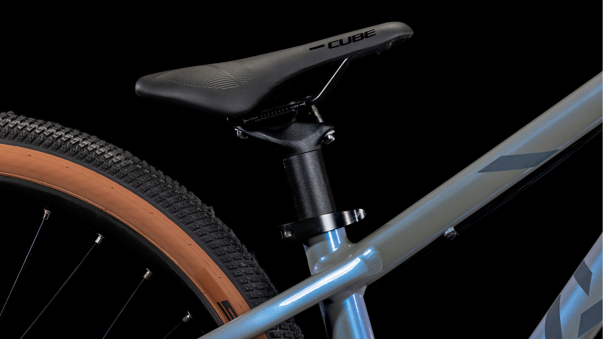 Cube Flying Circus 240 hazeblue´n´reflex