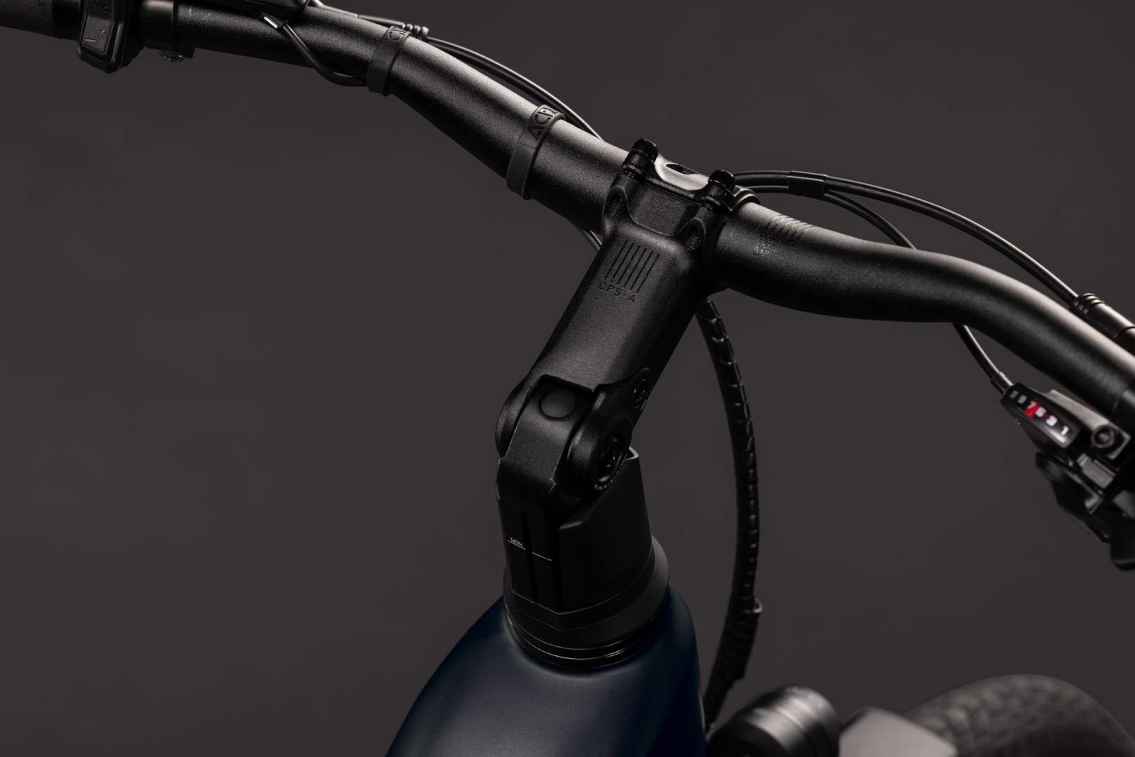 Cube Touring Hybrid ONE 600 grey´n´coolgrey